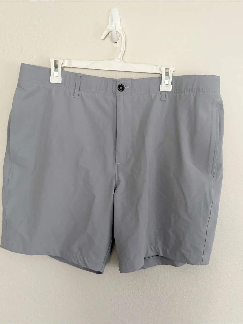 Under Armour UA Mens Gray Performance Golf Modern 8” Shorts Size 40